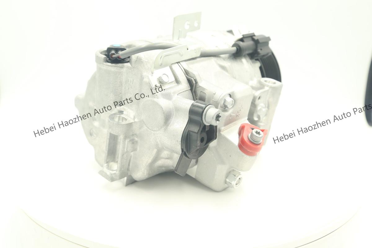 LR014064 AC Compressor - Image 4