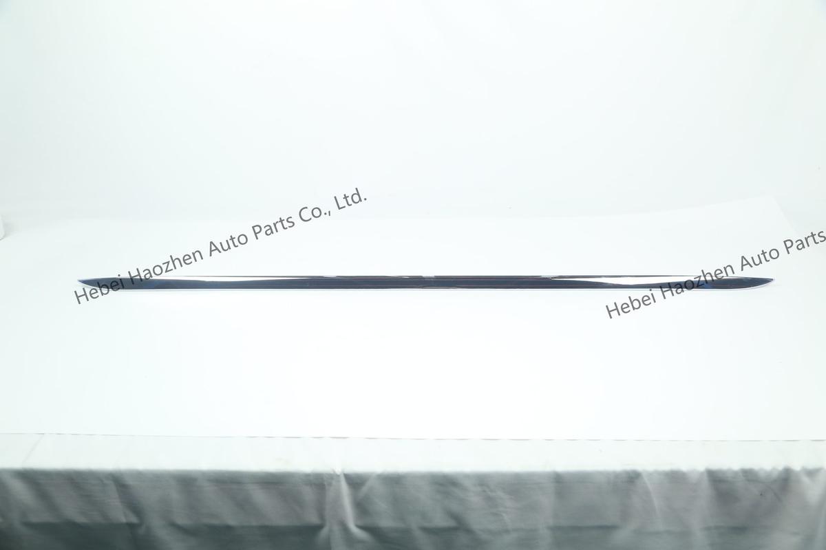 31364007 Rear Bumper Chrome Strip - Image 2