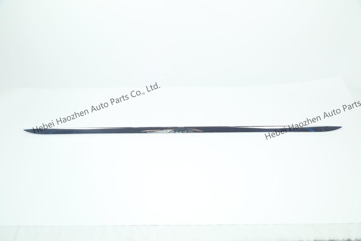 31364007 Rear Bumper Chrome Strip - Image 3