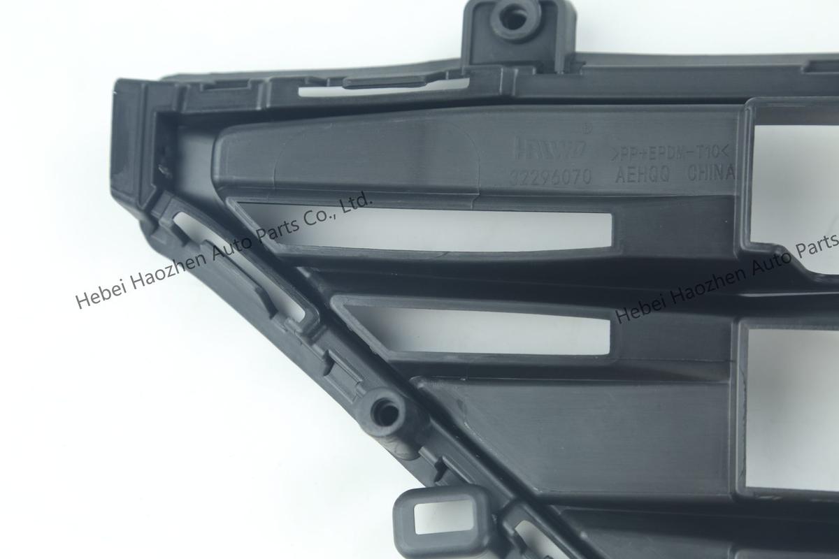 31425175 Front Bumper Grille - Image 5