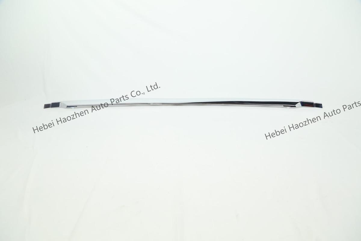 31663566 -XC90 Rear Bumper Center Trim - Image 2