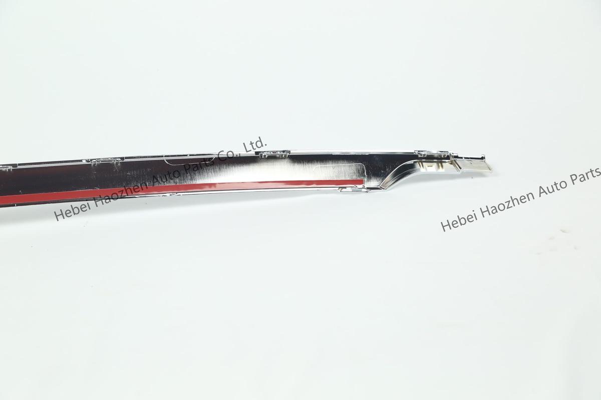 31663566 -XC90 Rear Bumper Center Trim - Image 7