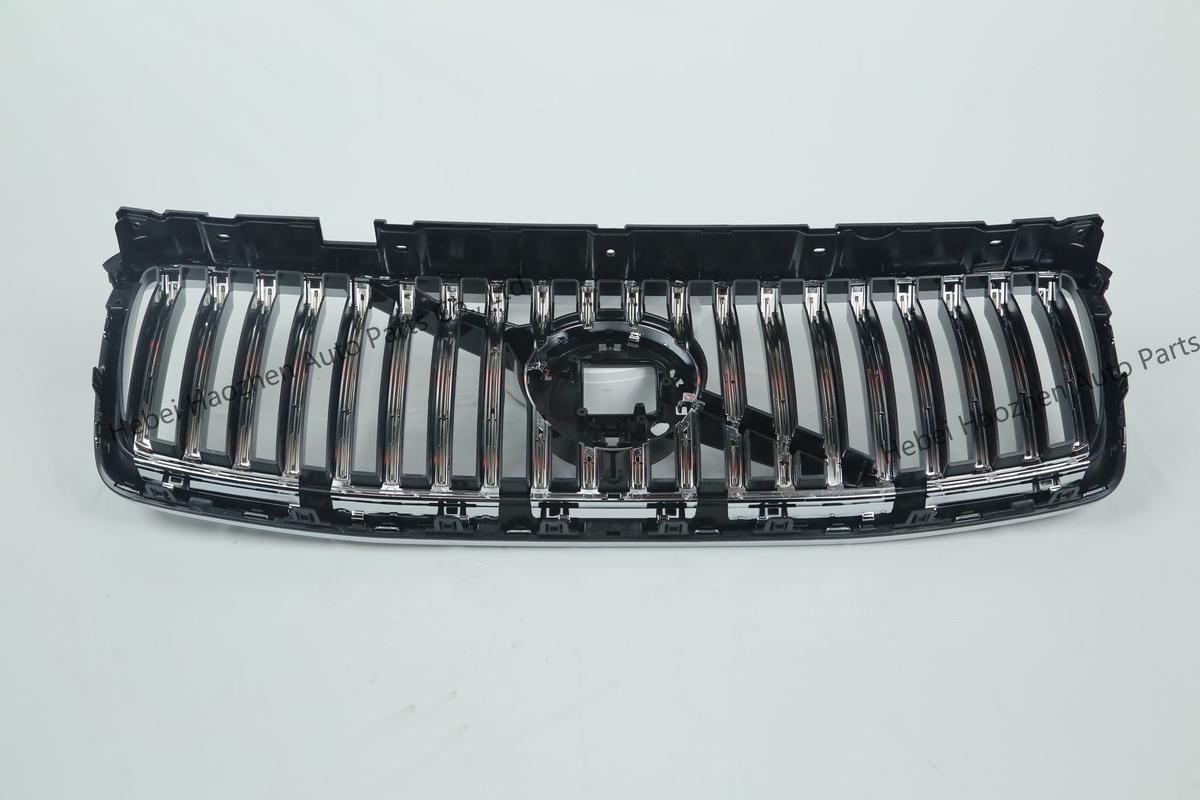 31698405-2023 XC90 Black Silver Grille - Image 2