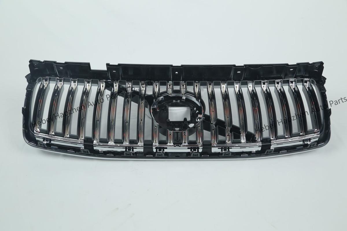 31698405-2023 XC90 Black Silver Grille - Image 3