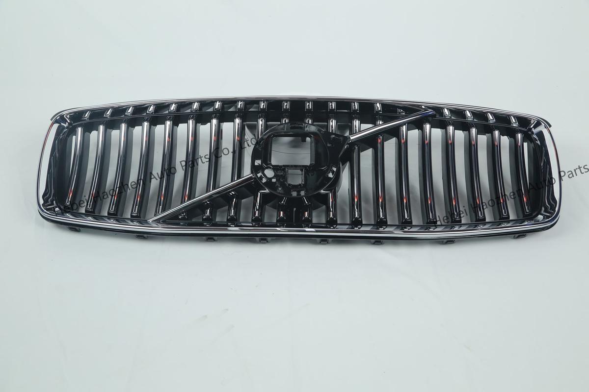 31698405-2023 XC90 Black Silver Grille - Image 4
