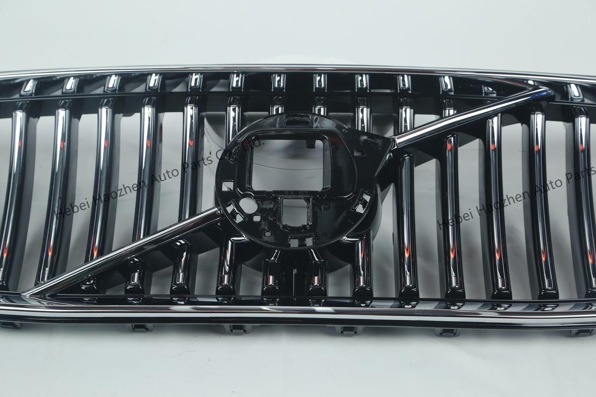 31698405-2023 XC90 Black Silver Grille - Image 5