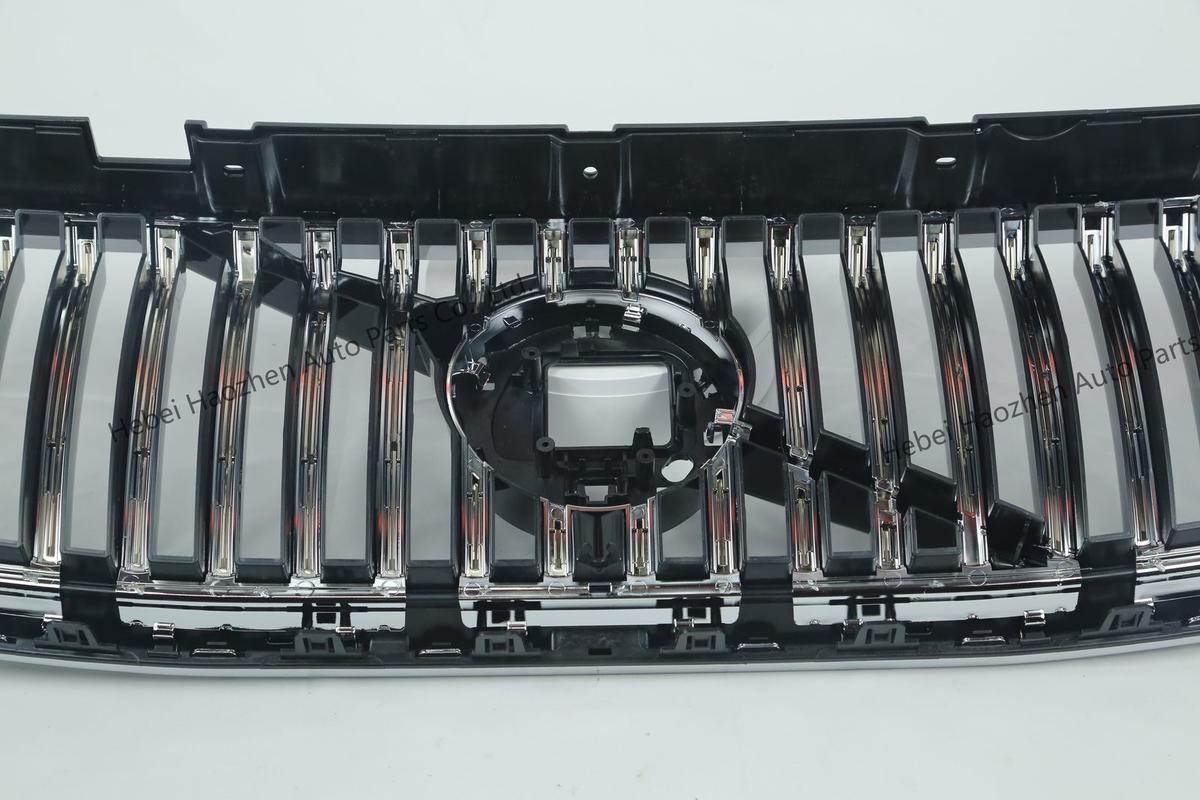 31698405-2023 XC90 Black Silver Grille - Image 6