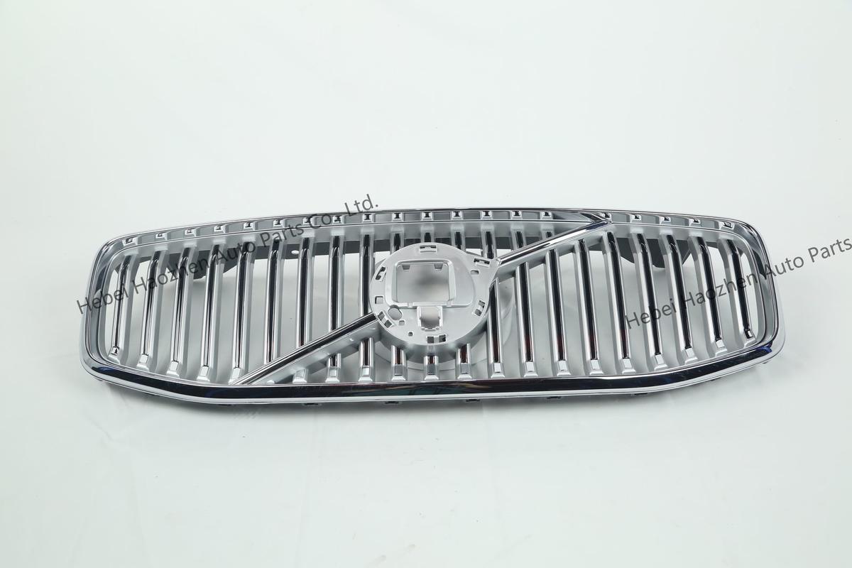 32234884-2022 XC60 Full Silver Grille - Image 2