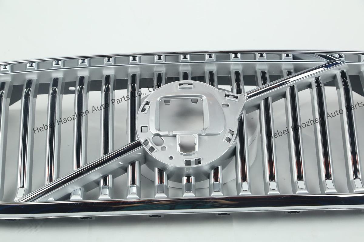 32234884-2022 XC60 Full Silver Grille - Image 3