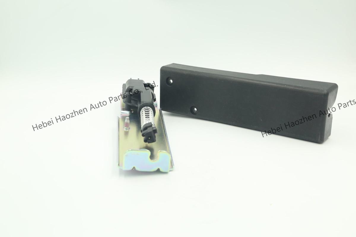 FUG500010 Trunk Lock - Image 7