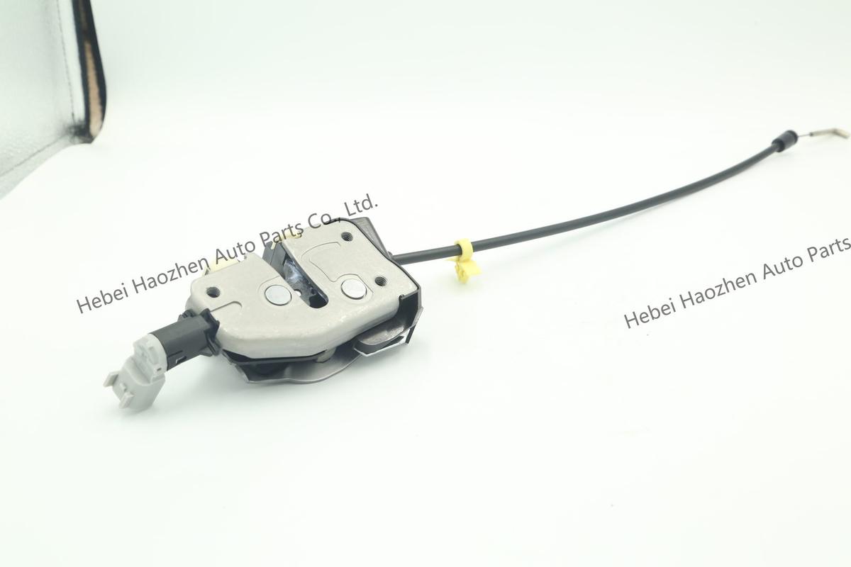 LR017470 Trunk Lock - Image 5