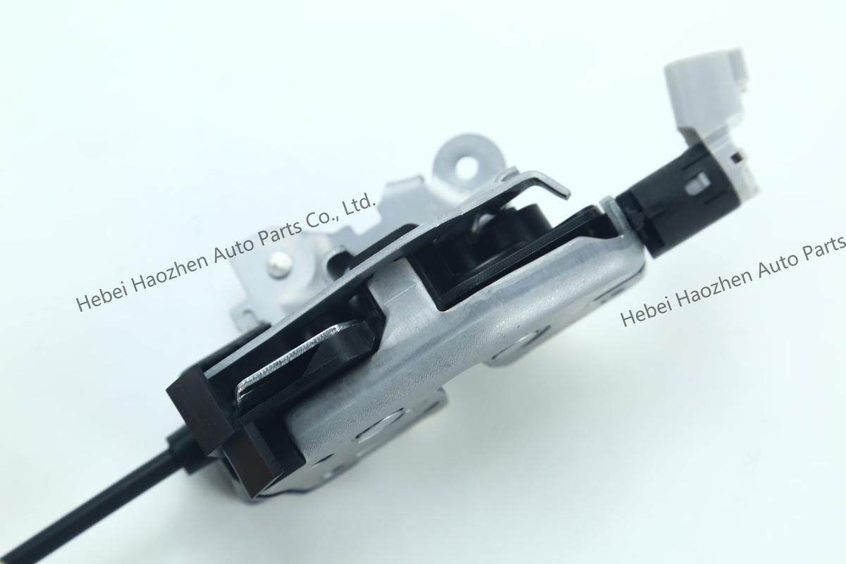 LR017470尾 Door Lock - Image 5