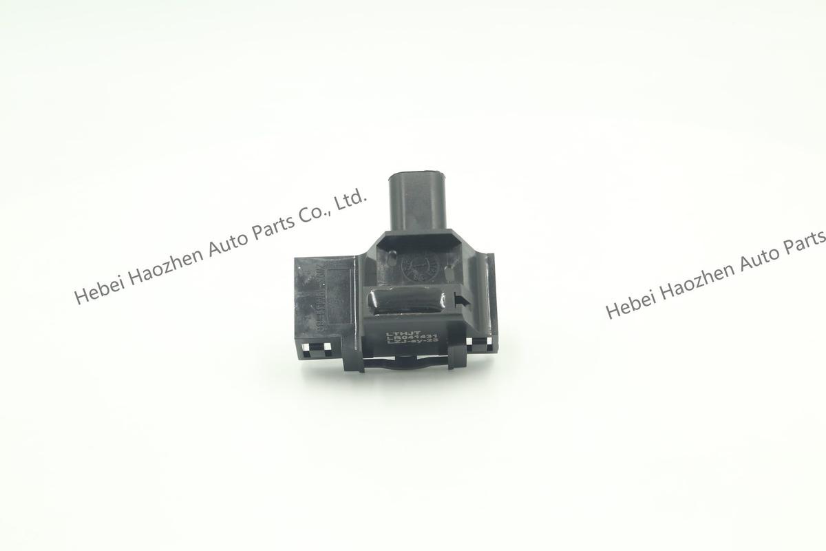 LR041431 Hood Lock Sensor - Image 10