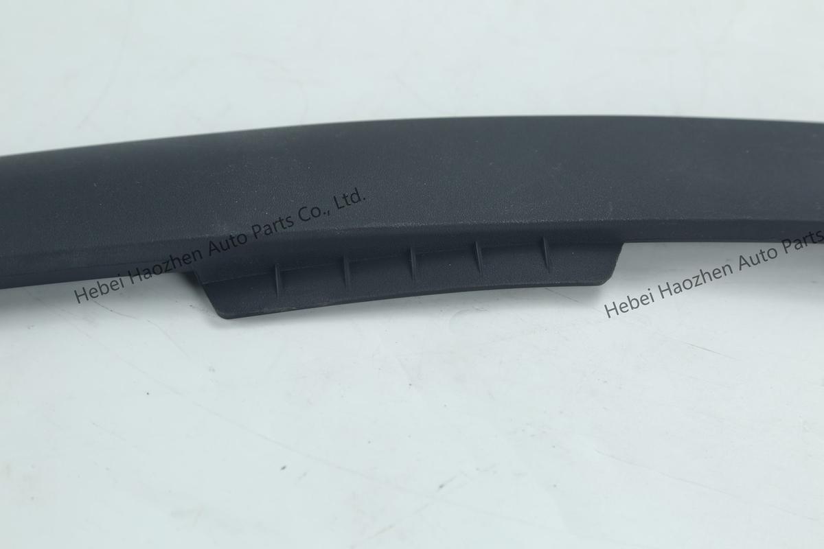 LR098769-LR098774 Headlight Trim - Image 6