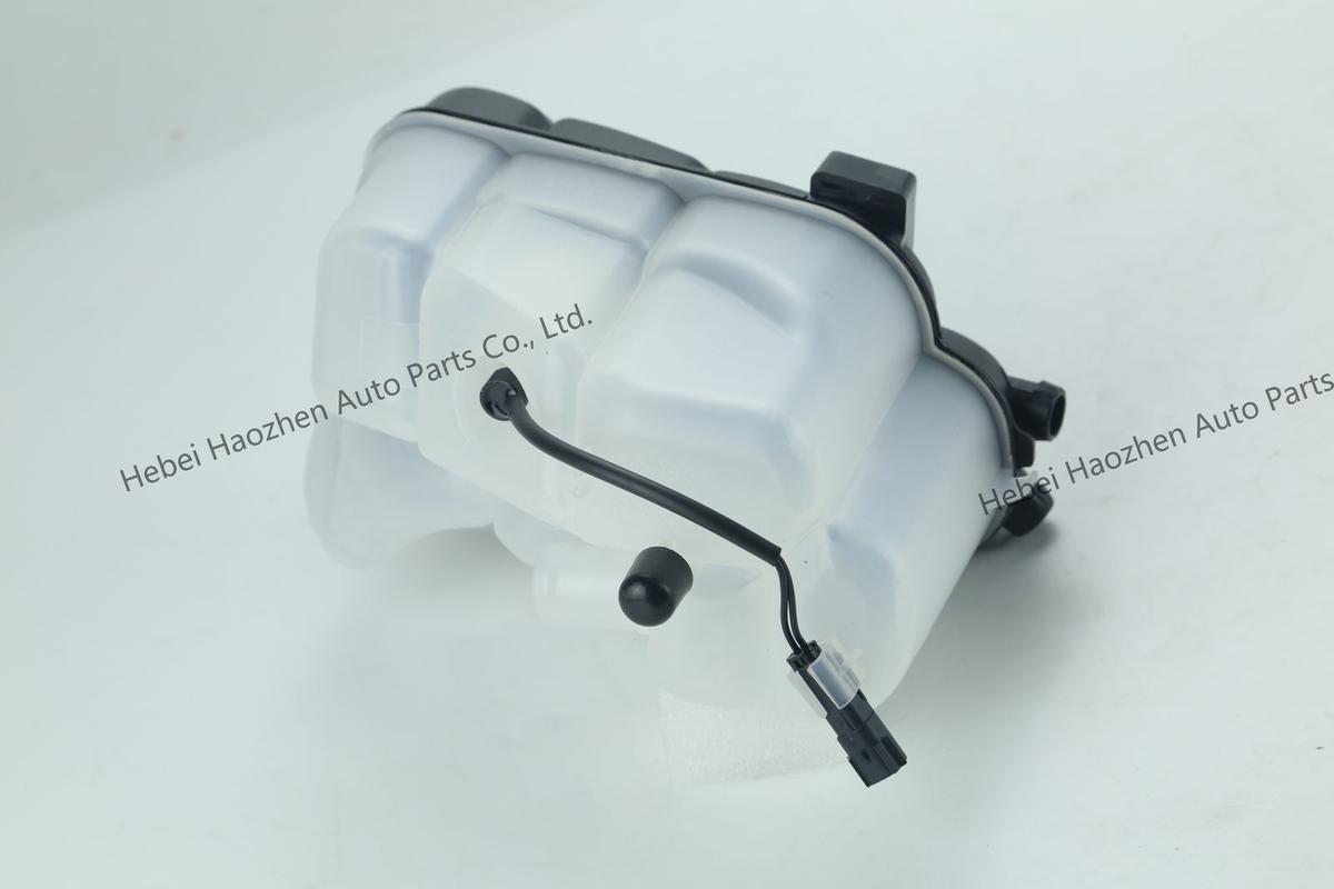 LR004080 Coolant Reservoir - Image 3