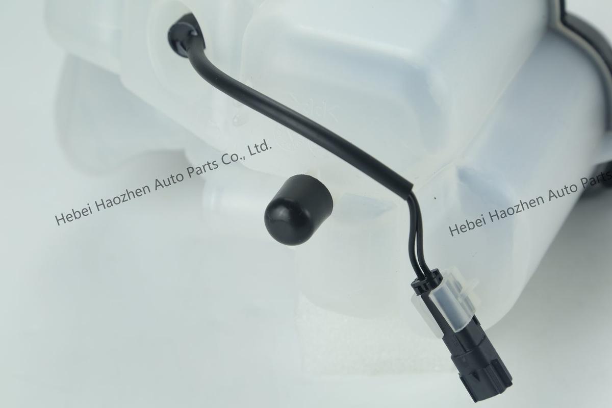 LR004080 Coolant Reservoir - Image 4