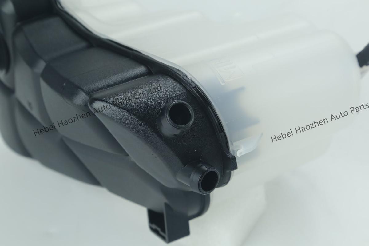 LR004080 Coolant Reservoir - Image 8