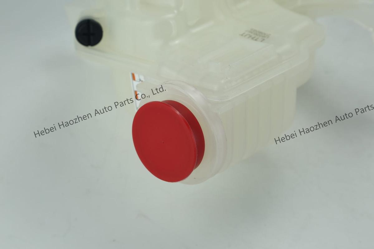 LR020367 Coolant Reservoir - Image 4