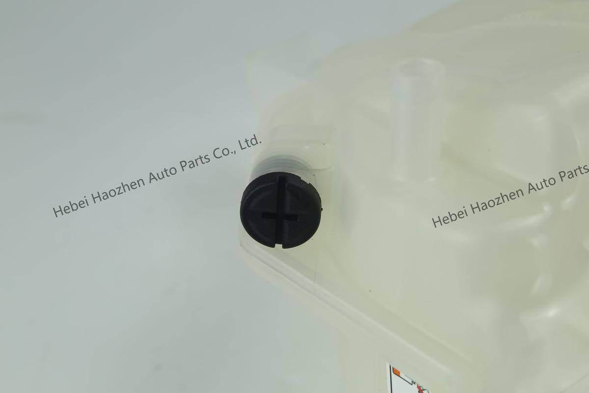 LR020367 Coolant Reservoir - Image 5