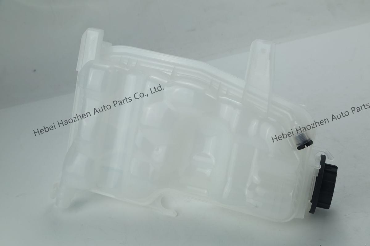 LR023077 Coolant Reservoir - Image 2