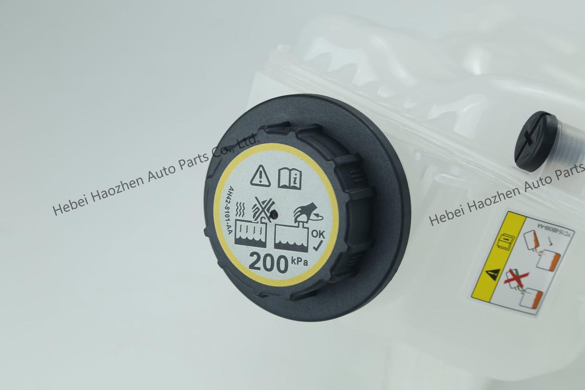 LR023077 Coolant Reservoir - Image 5