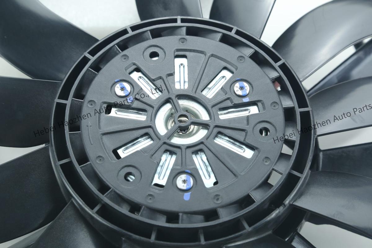 LR099669 Electric Fan Assembly - Image 3