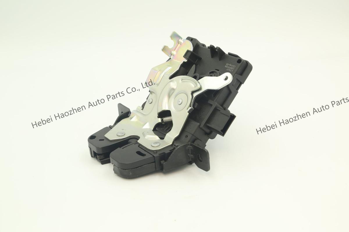 LR070126 Trunk Lock - Image 8