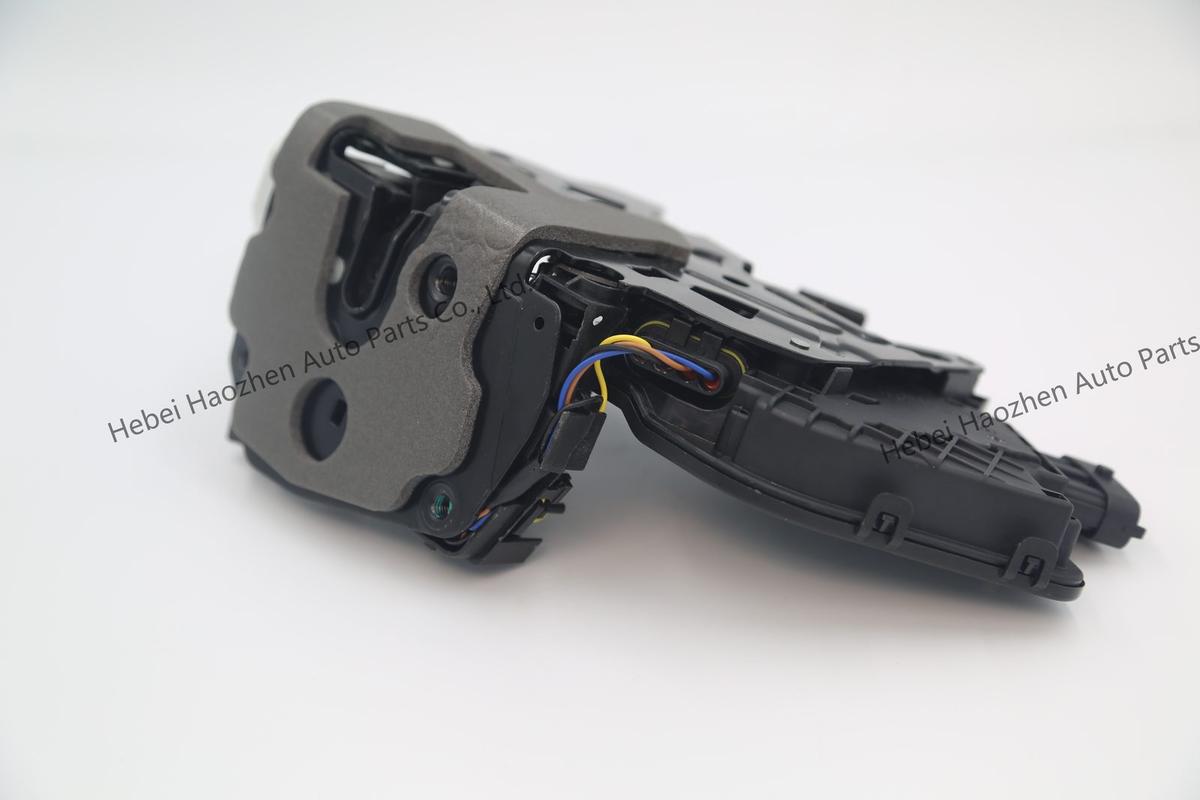 LR078729 Door Lock - Image 7