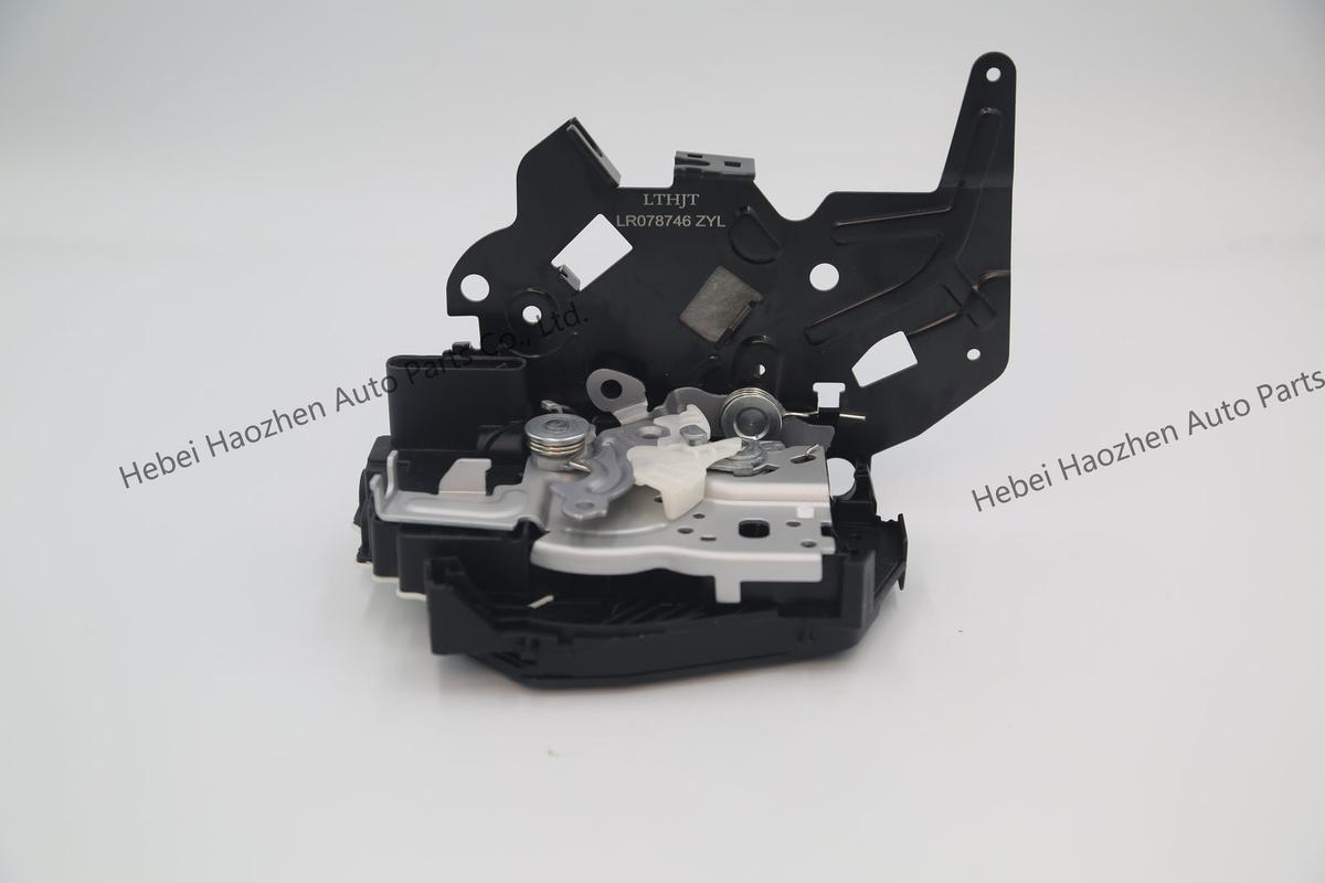 LR078746 Door Lock - Image 2
