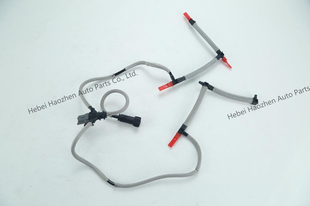 1386505 Fuel Injector回 Oil Hose - Image 3