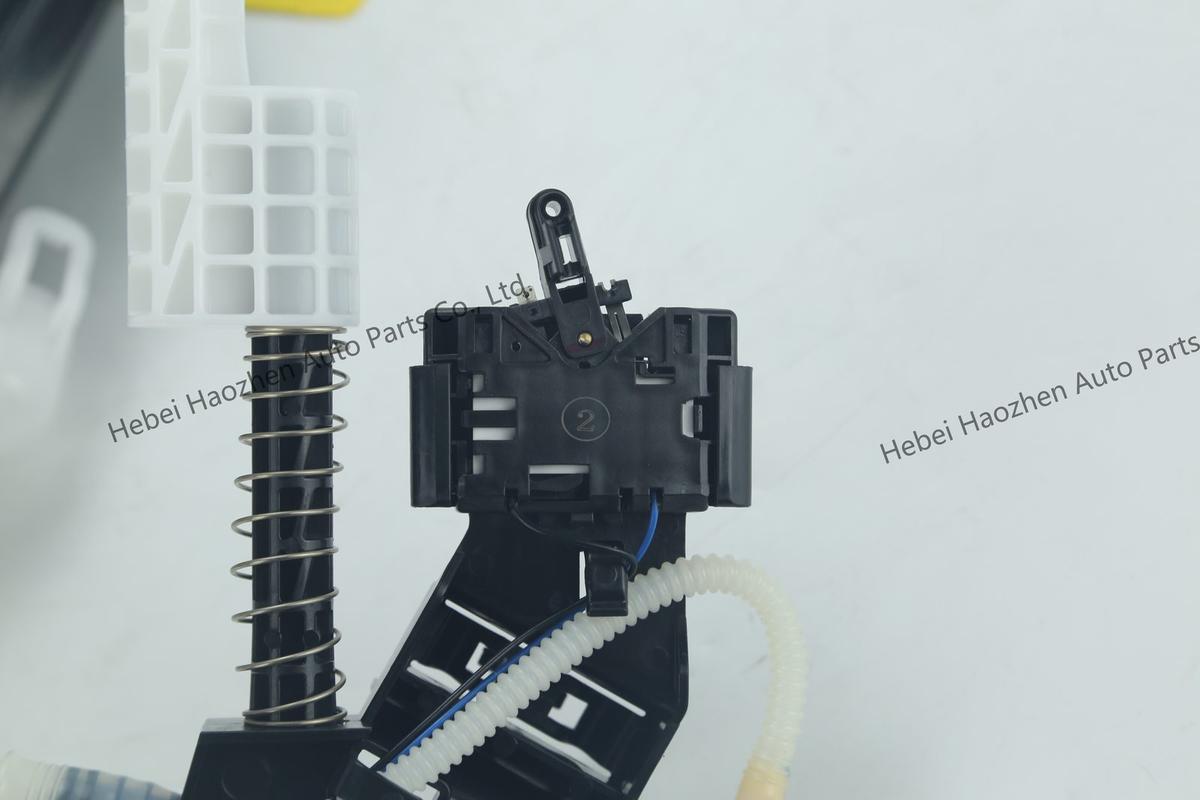 LR015178 Fuel Pump - Image 9