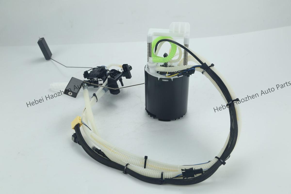 LR015179 Fuel Pump - Image 2