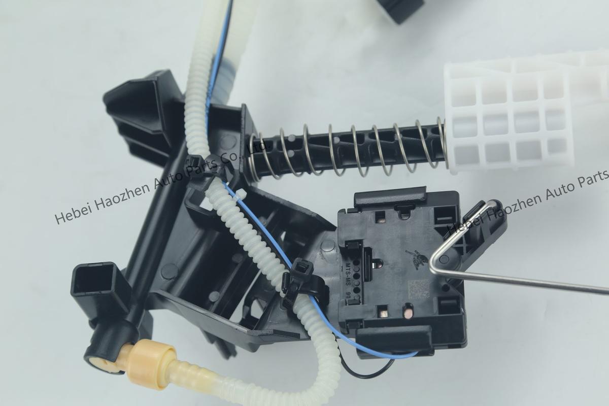 LR015179 Fuel Pump - Image 9