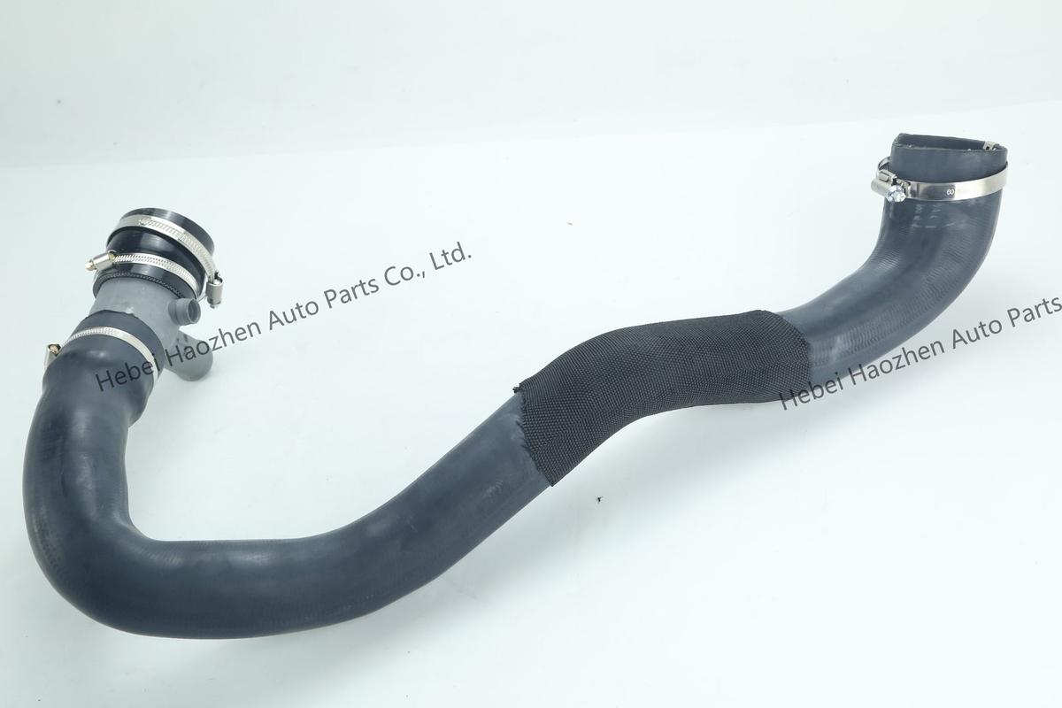 LR024305软管 - Image 3