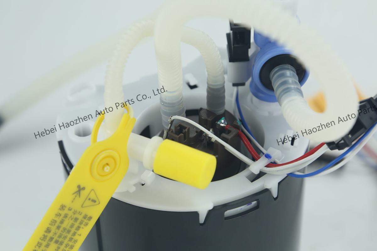 LR036126 Fuel Pump - Image 4