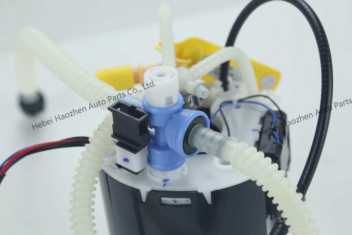 LR036704 Fuel Pump - Image 4