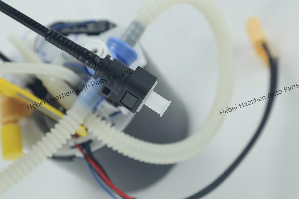 LR036704 Fuel Pump - Image 8
