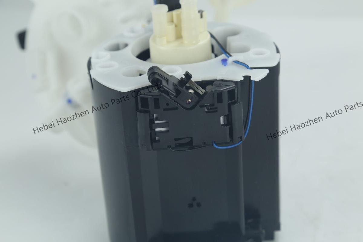 LR038601 Fuel Pump - Image 4