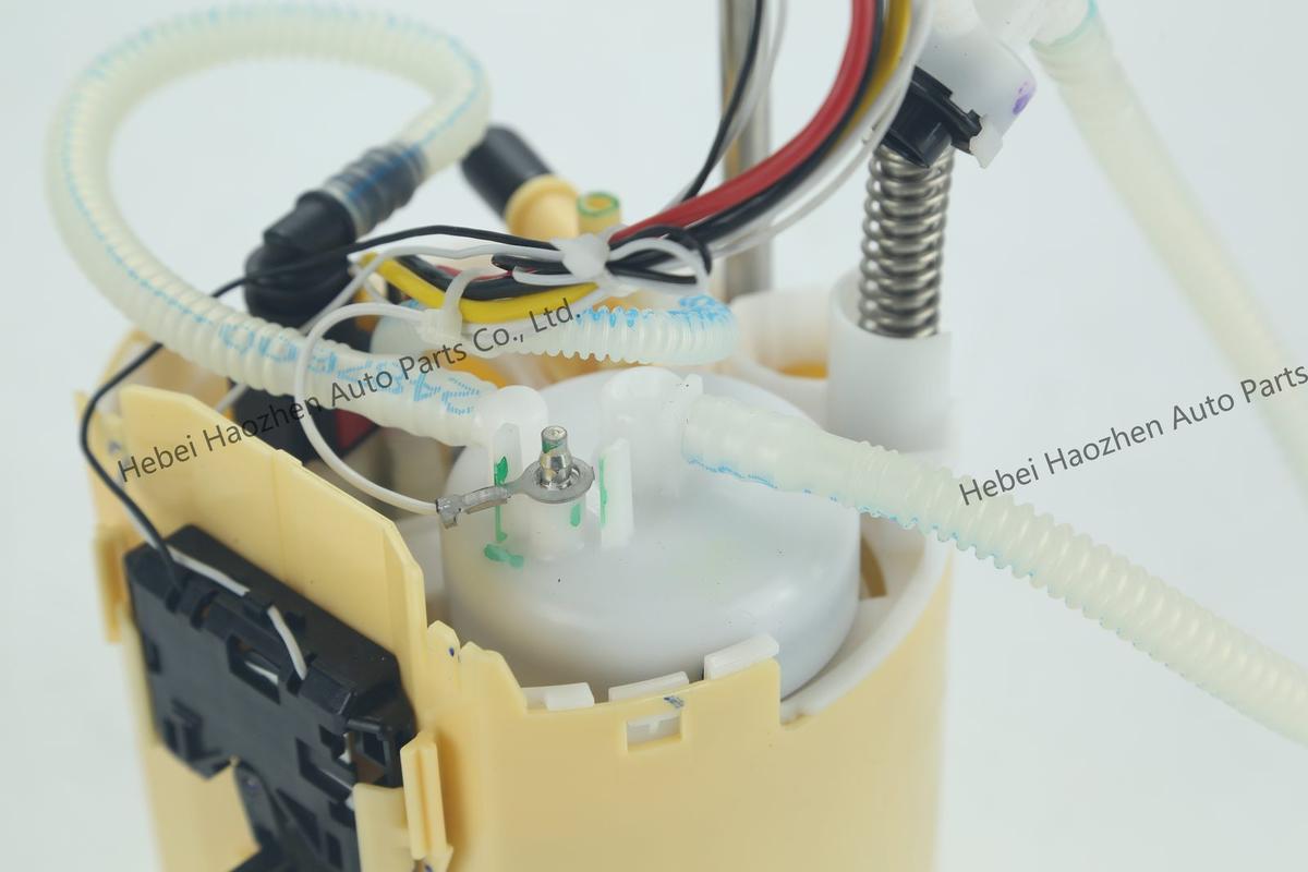 LR082740 Fuel Pump - Image 7