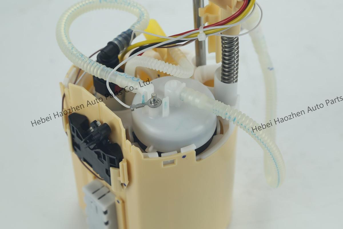 LR094504 Fuel Pump - Image 4