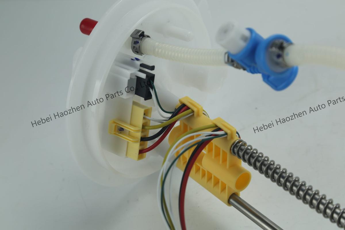 LR101793 Fuel Pump - Image 4