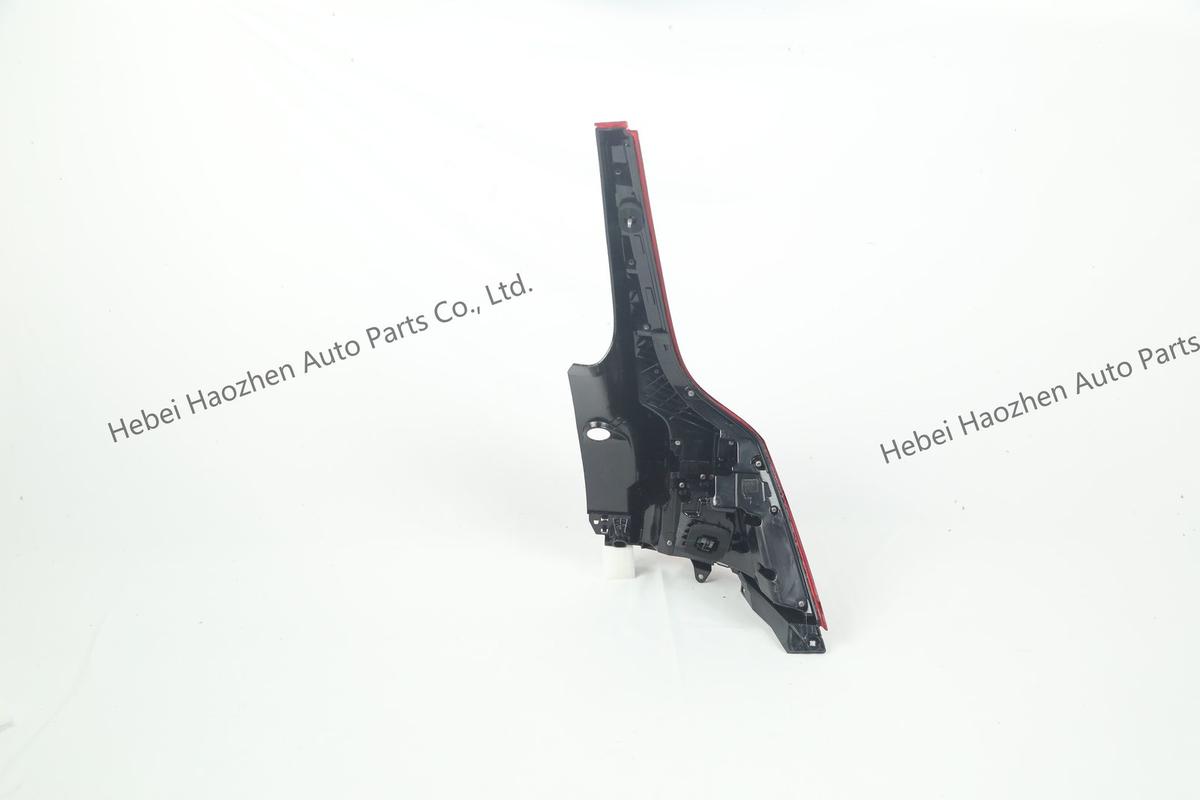 31689689-31689336 -XC60 Rear Taillight - Image 10