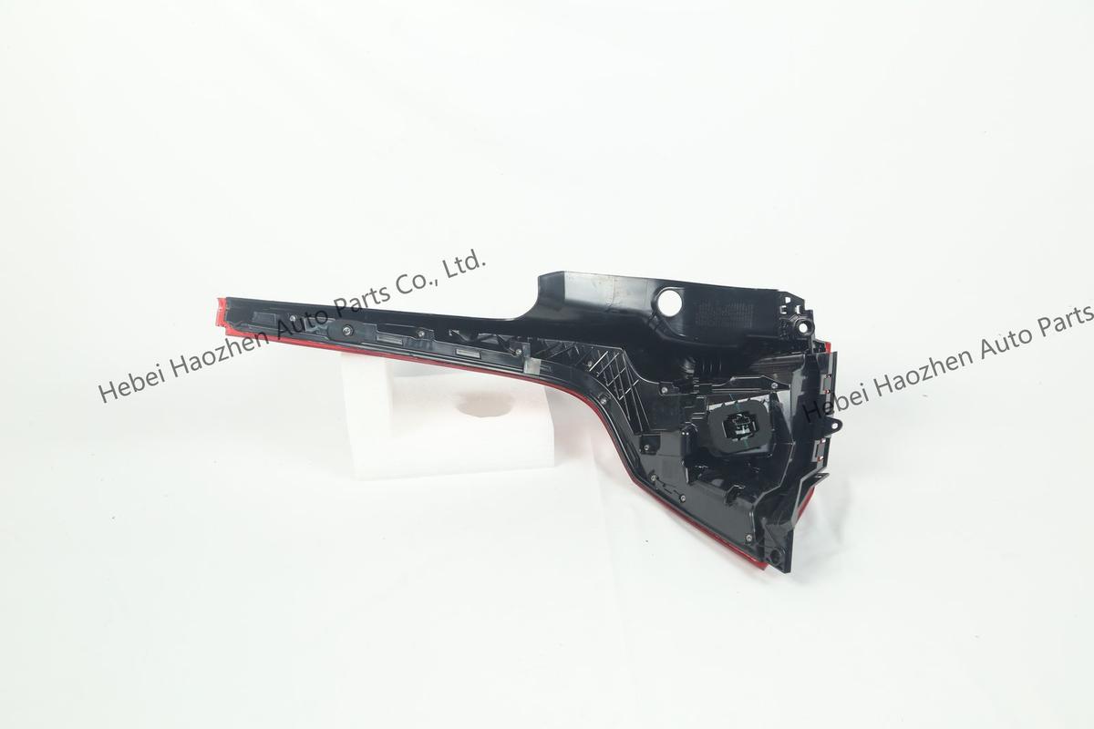 31689690-31689337 -XC60 Rear Taillight - Image 7