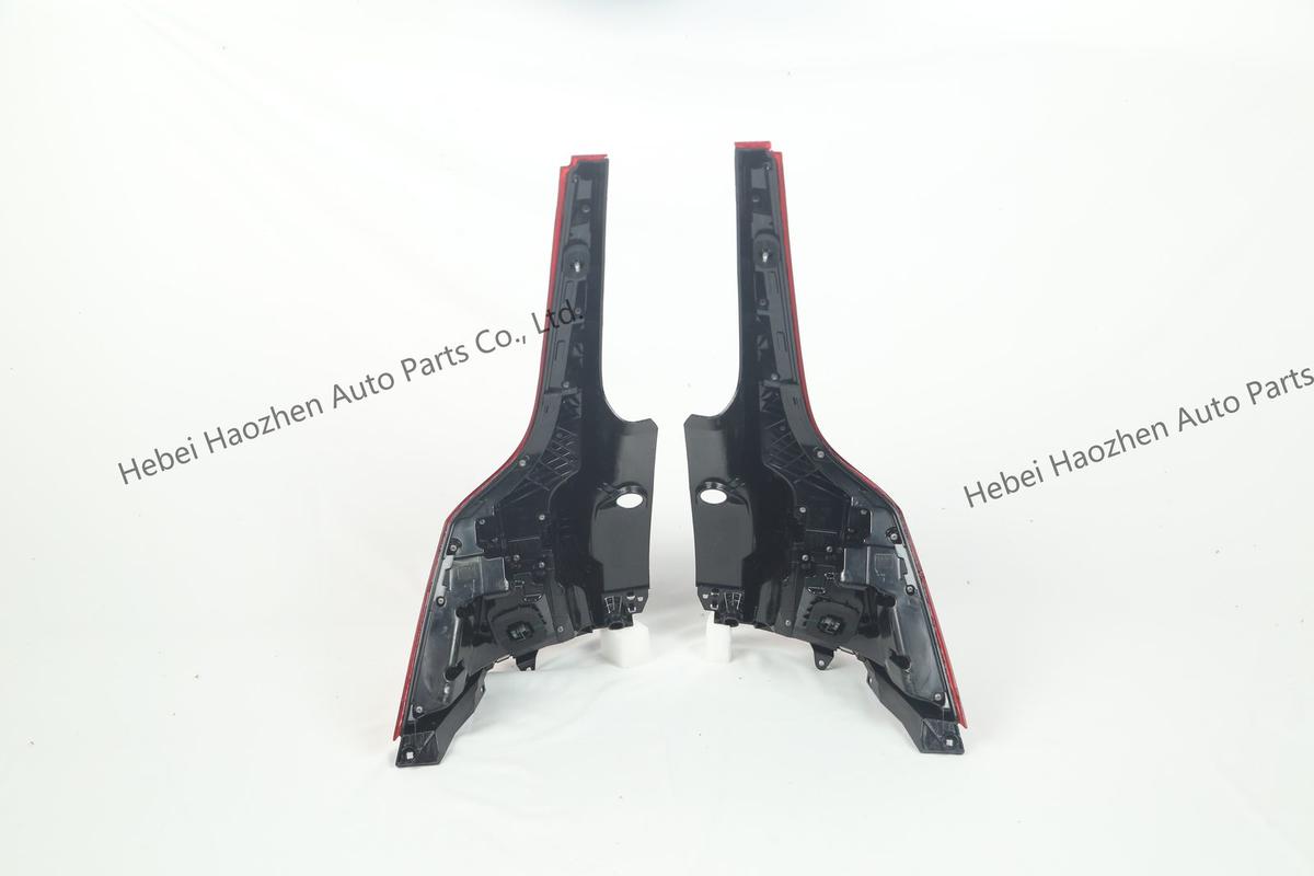 31689690-31689337 -XC60 Rear Taillight - Image 11