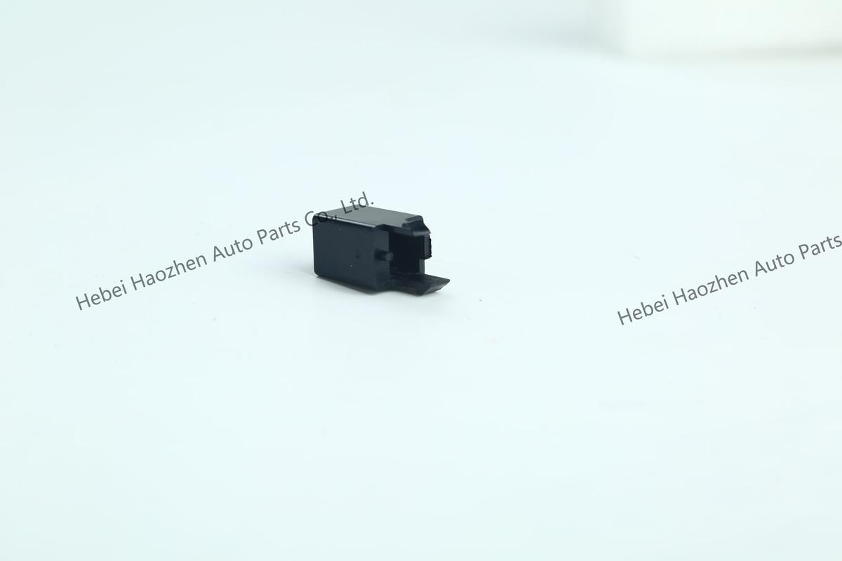 ARV780020 Fuel Tank Cap Clip - Image 4