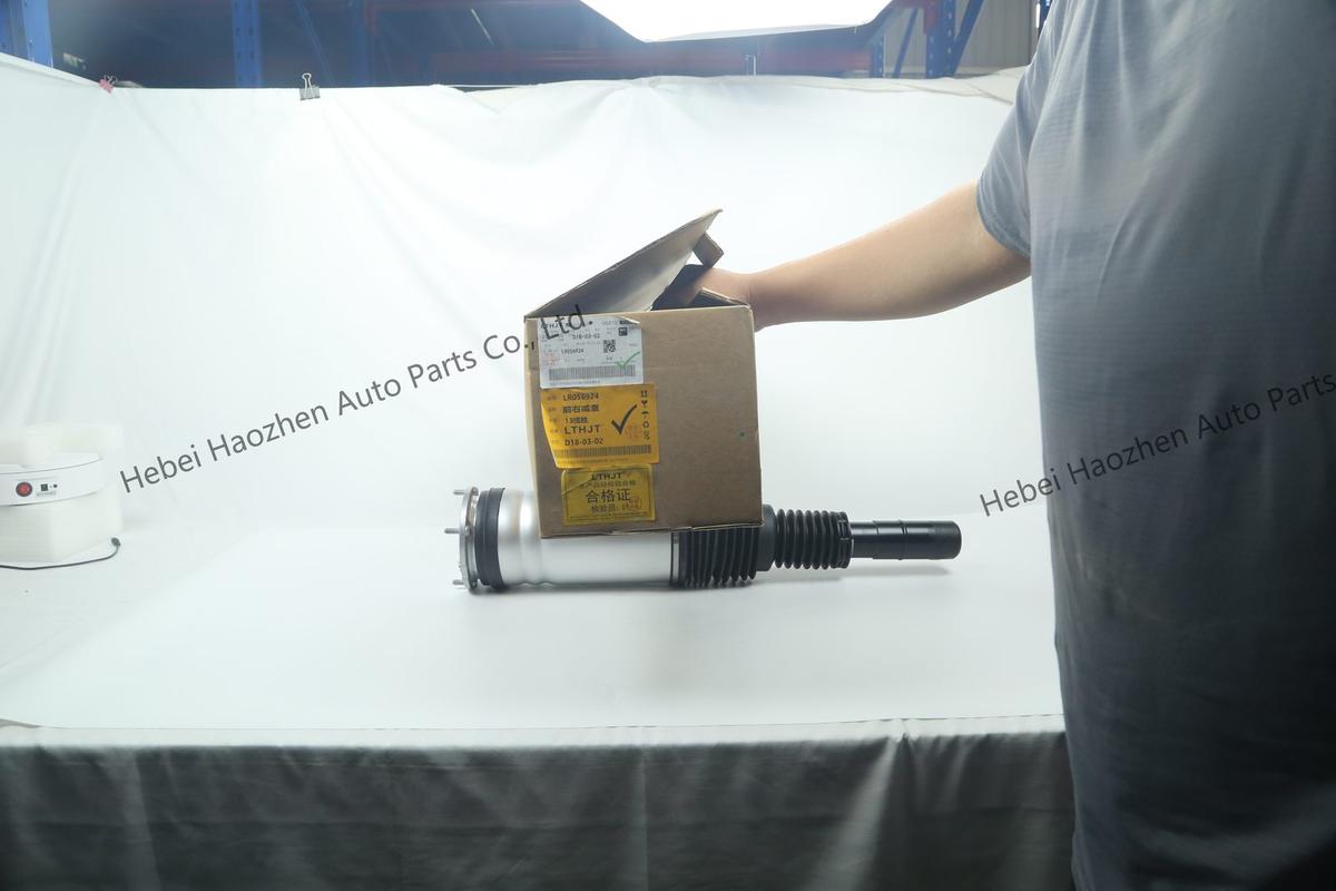 LR056924右 Front Shock Absorber