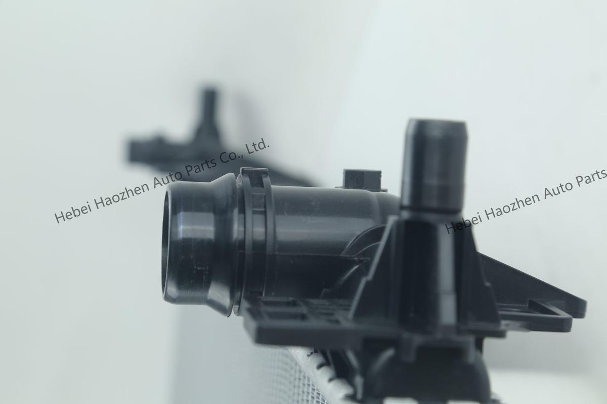 LR034553 Radiator - Image 7