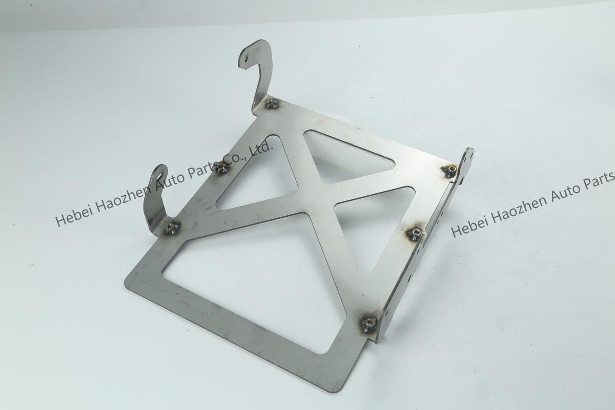 LR073535 Transmission Bracket - Image 2