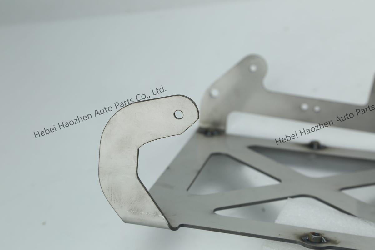LR073535 Transmission Bracket - Image 4