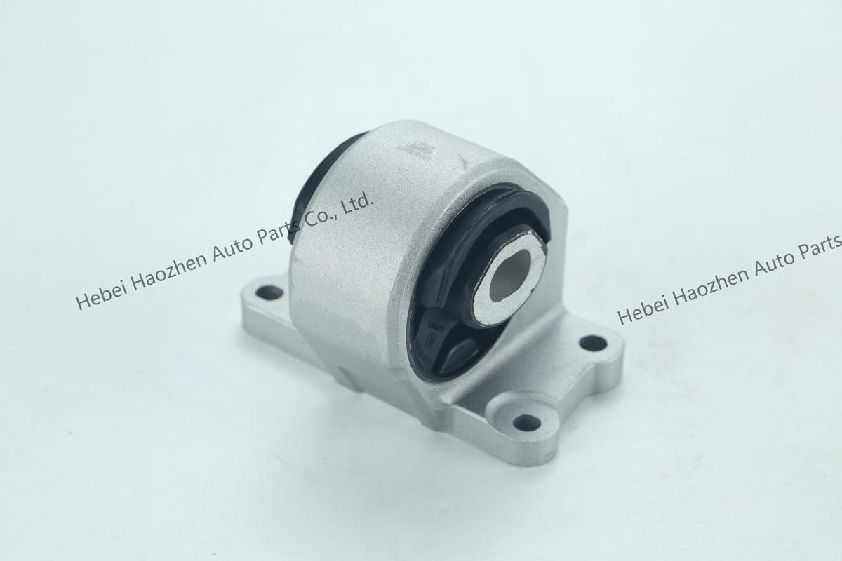 LR092039 Transmission Bracket - Image 2